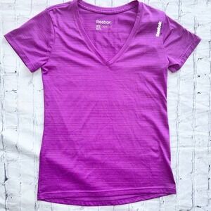 NWOT Women’s XSmall Reebok SS Performance Activewear TShirt